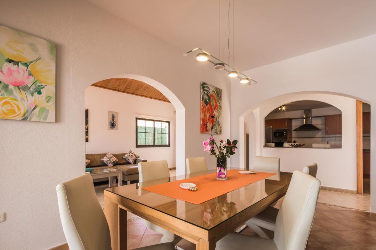 קוסטה דה אנטיגואה Villa With Private Pool, Near Beach And Golf Caleta De Fuste- Villa Charlotte מראה חיצוני תמונה