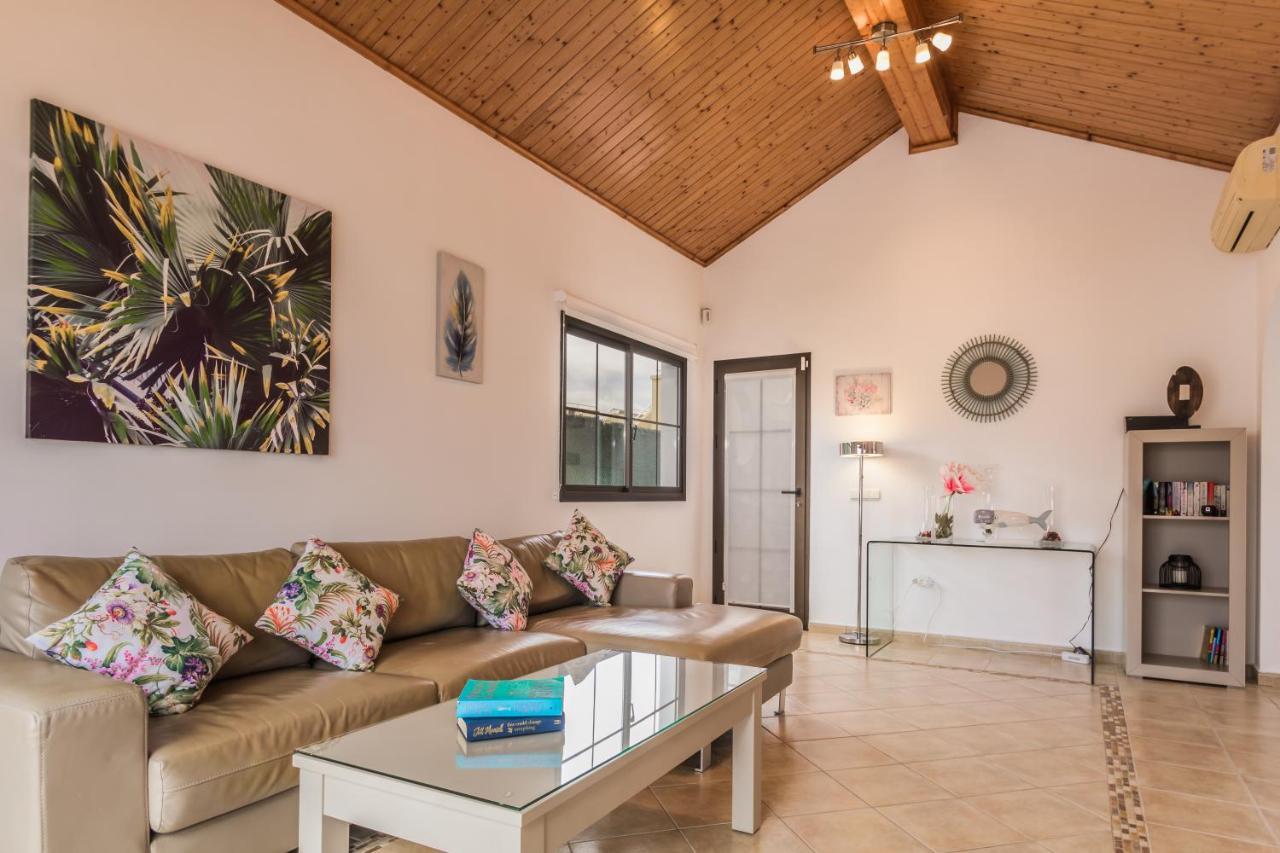 קוסטה דה אנטיגואה Villa With Private Pool, Near Beach And Golf Caleta De Fuste- Villa Charlotte מראה חיצוני תמונה