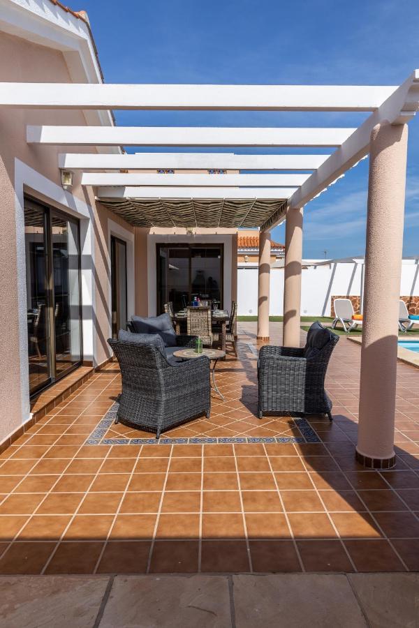 קוסטה דה אנטיגואה Villa With Private Pool, Near Beach And Golf Caleta De Fuste- Villa Charlotte מראה חיצוני תמונה